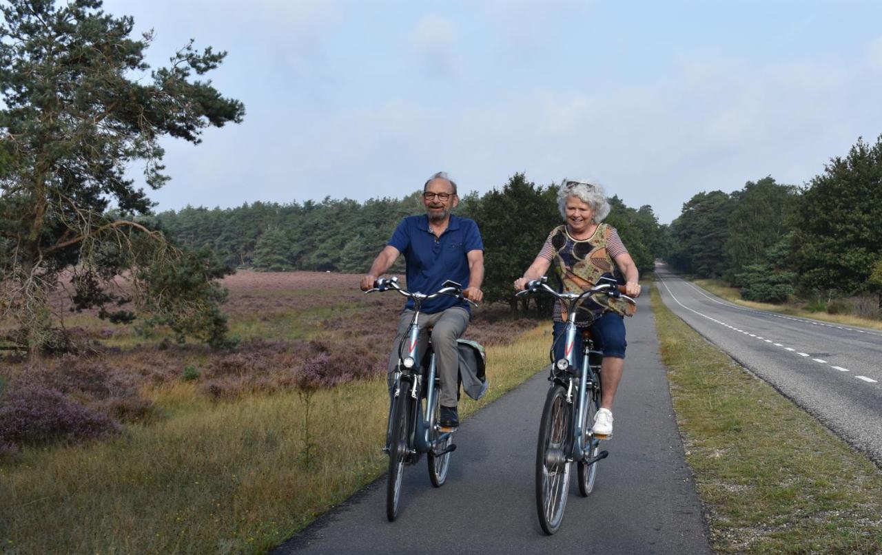 Chalet Op De Veluwe # Beuk Putten Extérieur photo